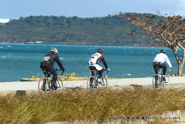 2124789141_24136628_datax1