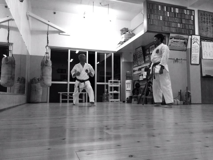 10559885_700943686654669_5273081921