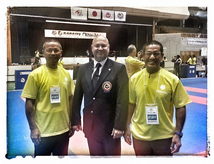 10606100_10204560220630542_35482490